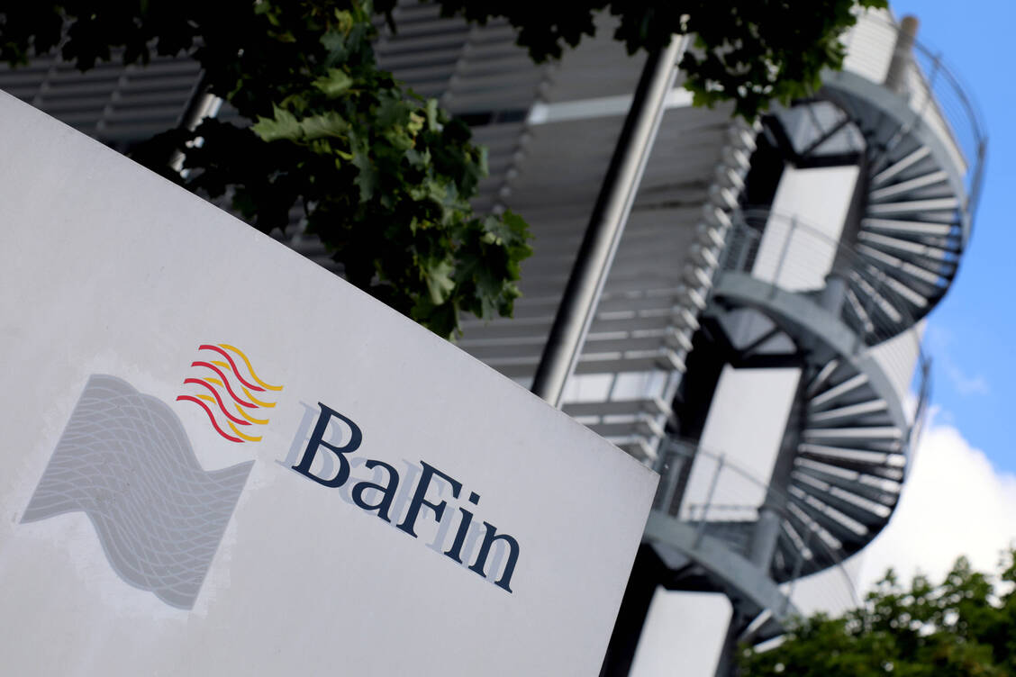 Die BaFin ist zuletzt zahlreichen Hinweisen auf Unregelmäßigkeiten bei Factoring-Unternehmen nachgegangen.  / Foto: Imago Images/Hannelore Förster