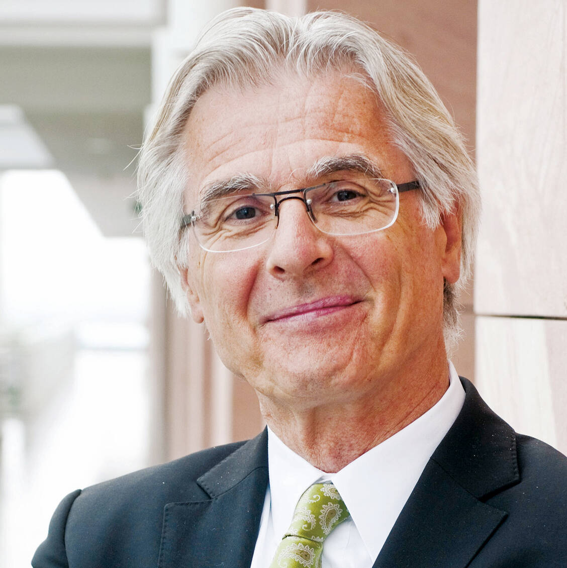 Professor Dr. Theo Dingermann / Foto: PZ