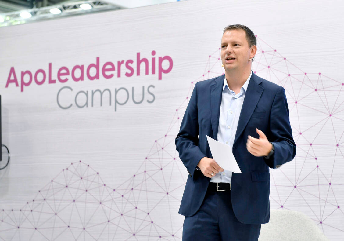 Gerrit Nattler moderiert am Freitag mehrere Panels zum Thema Apothekenführung im Apo-Leadership-Campus. / Foto: Avoxa expopharm