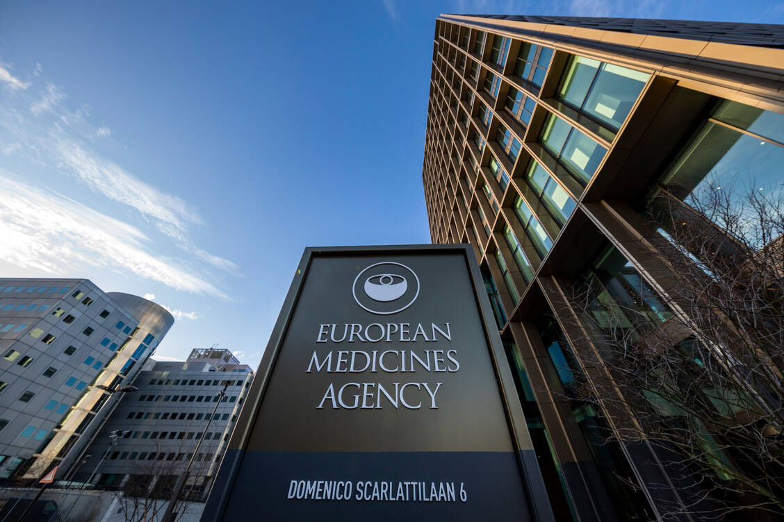 Die EMA bescheinigt Mysimba mit Blick auf kardiovaskuläre Risiken vorerst weiterhin ein positives Nutzen-Risiko-Verhältnis – aber nur für die Anwendung von einem Jahr. / © EMA/Robert Meerding