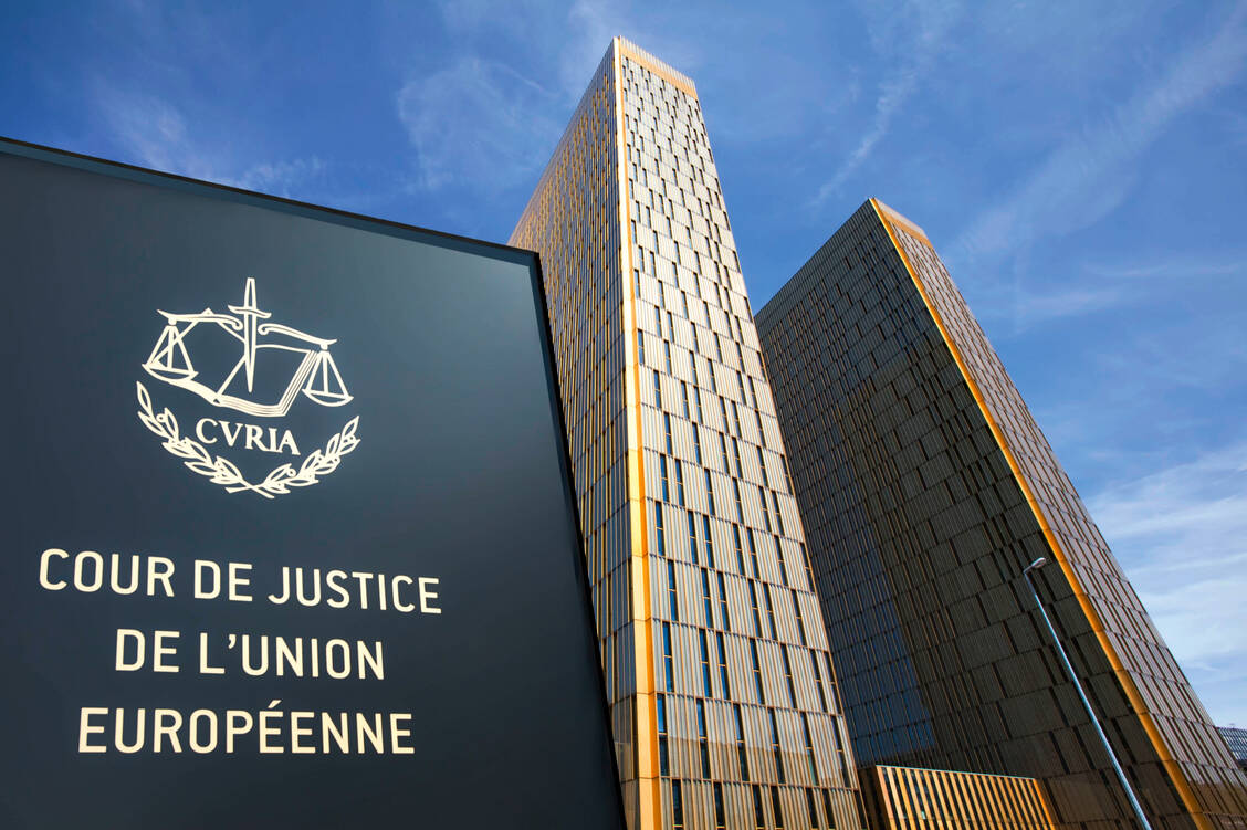 Wird gegen das Apotheken-Stärkungsgesetz geklagt, könnte am Ende der Europäische Gerichtshof ein Urteil über die Novelle fällen.  / Foto: Imago/imagebroker
