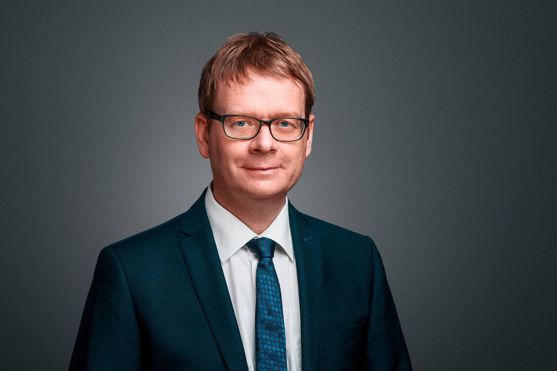 Der CDU-Bundestagsabgeordnete und Parlamentarische Staatssekretär aus dem Bundesgesundheitsministerium (BMG), Thomas Gebhart, ist sich sicher, dass die CDU aus dem Auftritt der drei Spitzenpolitiker lernen wird. / Foto: BMG