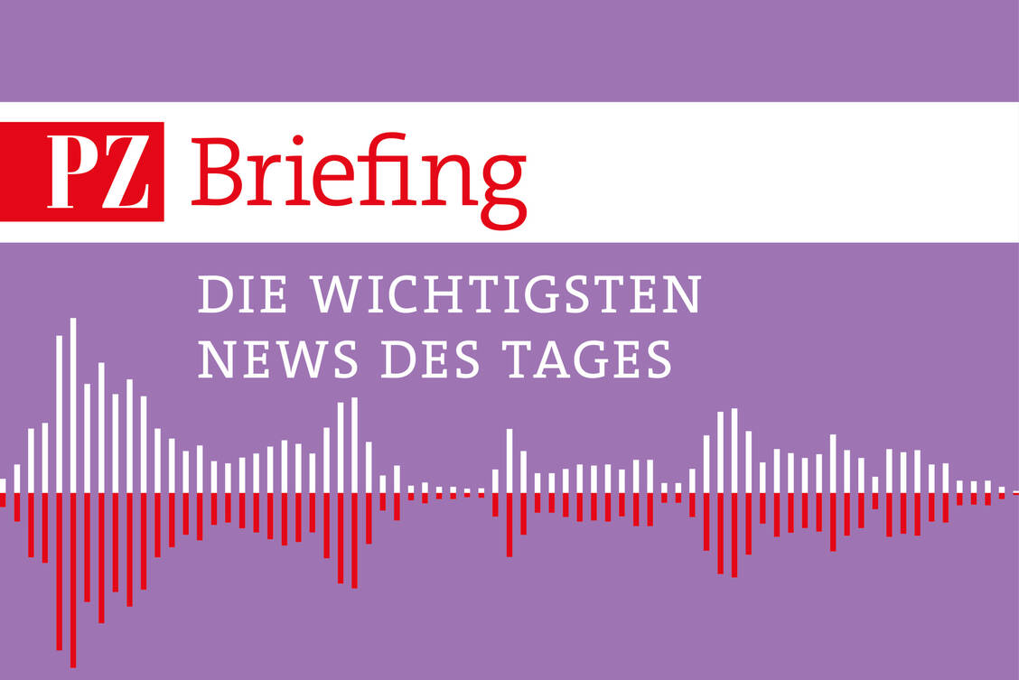 Das PZ Briefing bringt Ihnen die wichtigsten Nachrichten des Tages im Audioformat. / © PZ