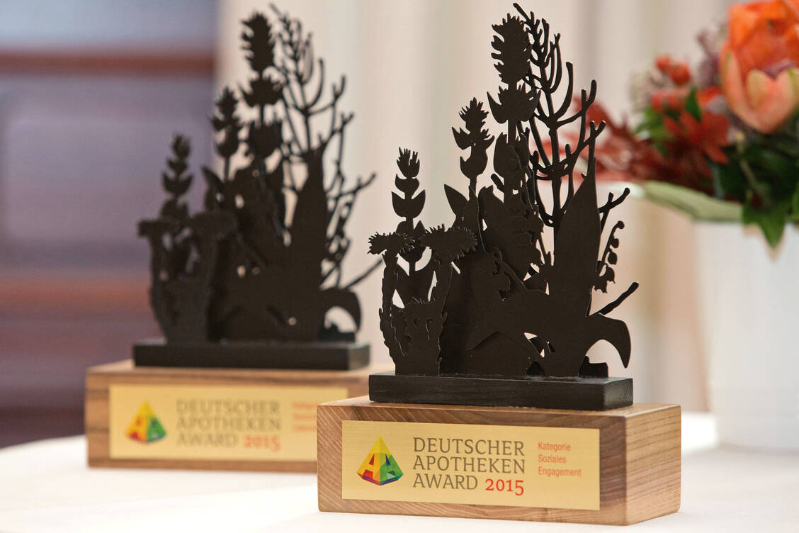 Bereits zum dritten Mal nach 2015 und 2017 verleiht der Deutsche Apothekerverband (DAV) den Deutsche Apotheken-Award. Foto: PZ/Zillmer