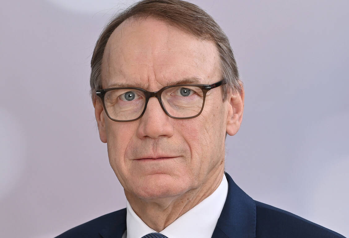 ABDA-Präsident Thomas Preis glaubt an den Durchbruch bei Impfungen in Apotheken. / © ABDA