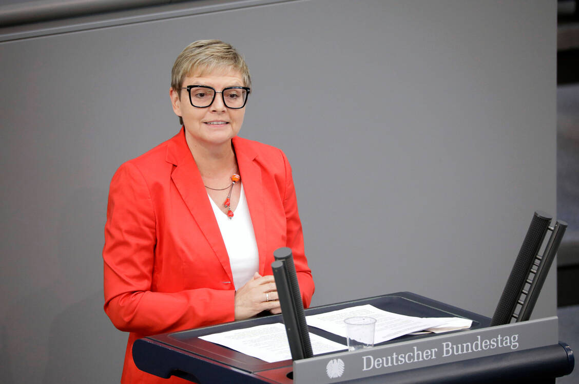 Die gesundheitspolitische Sprecherin der SPD, Sabine Dittmar, stellte gegenüber der PZ klar, dass Apotheken vorerst keine Coronavirus-Booster-Impfungen anbieten sollen. / Foto: imago images/Future Image