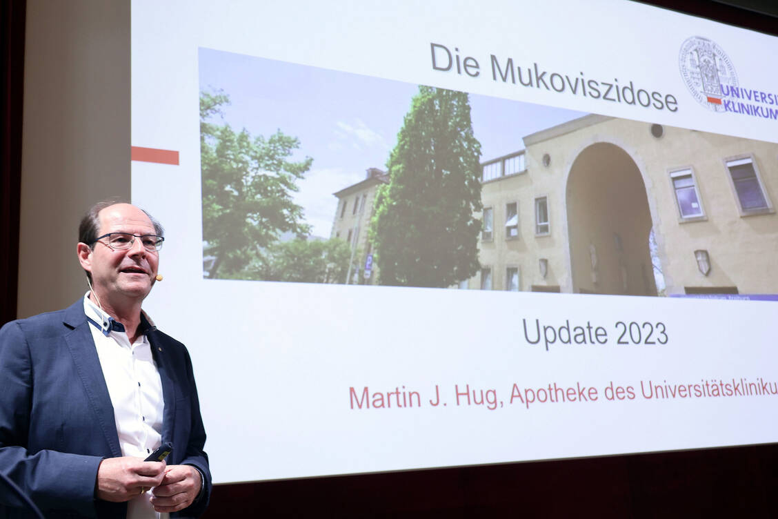 Professor Dr. Martin Hug aus Freiburg stellte die Therapieoptionen bei Mukoviszidose vor und gab einen Ausblick in die Pipeline.  / Foto: PZ/Alois Müller