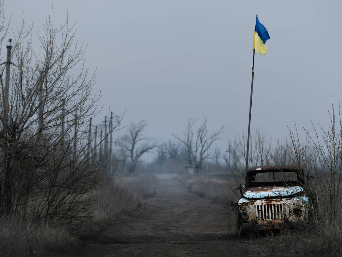 Die täglichen Nachrichten und Bilder aus der Ukraine haben auch Auswirkungen auf die Psyche der Menschen im restlichen Europa. / Foto: Getty Images/Jakub Laichter