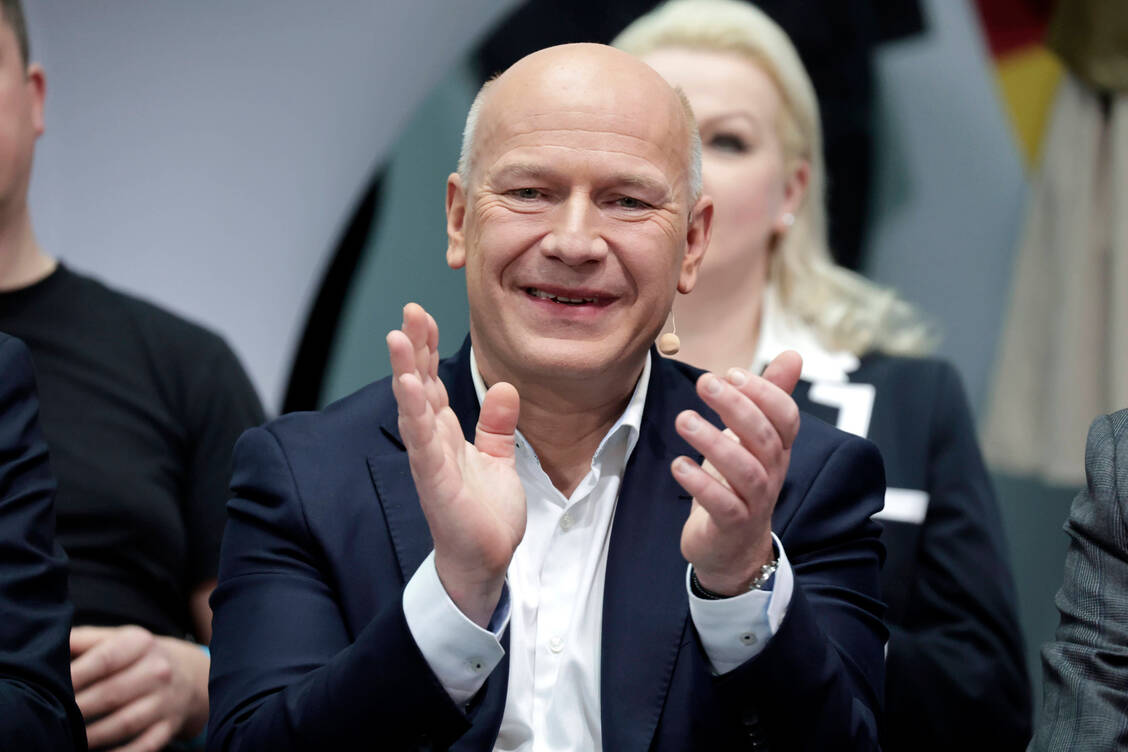 CDU-Spitzenkandidat Kai Wegner freut sich über einen Wahlsieg seiner Partei bei der Abgeordnetenhauswahl. / Foto: IMAGO/Jens Schicke