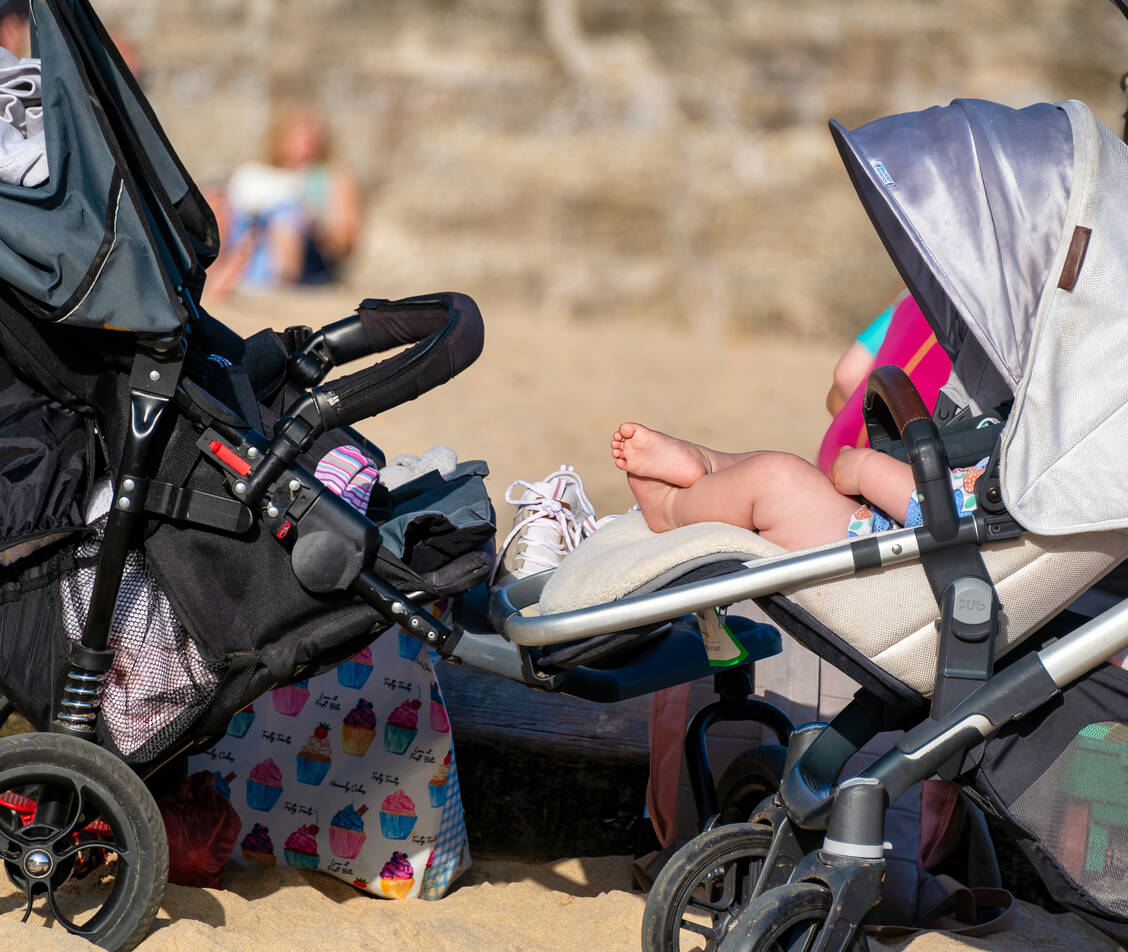 Viel besser als Sonnenbrand: die tägliche orale Gabe von Vitamin D zur Vorbeugung einer Rachitis. / © Adobe Stock/Blende8