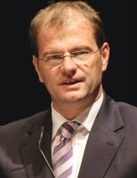 Stefan Kapferer