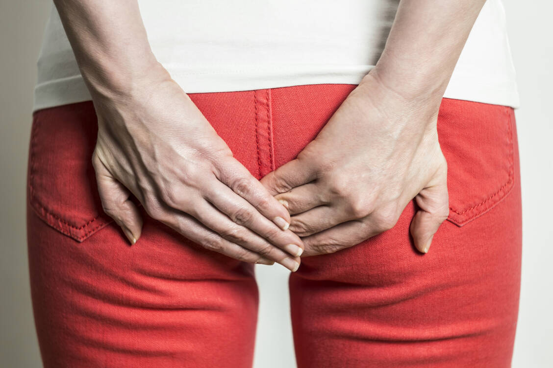 Nicht alle analen Beschwerden gehen auf Hämorrhoidalleiden zurück. Eine genaue ärztliche Abklärung ist daher nötig. / Foto: Adobe Stock/Oleksandr