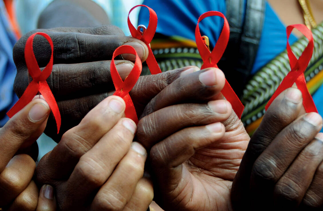 Der Kampf gegen HIV/Aids ist in vielen Ländern zurückgetreten hinter die Coronavirus-Bekämpfung – mit fatalen Folgen für die Betroffenen. / Foto: dpa