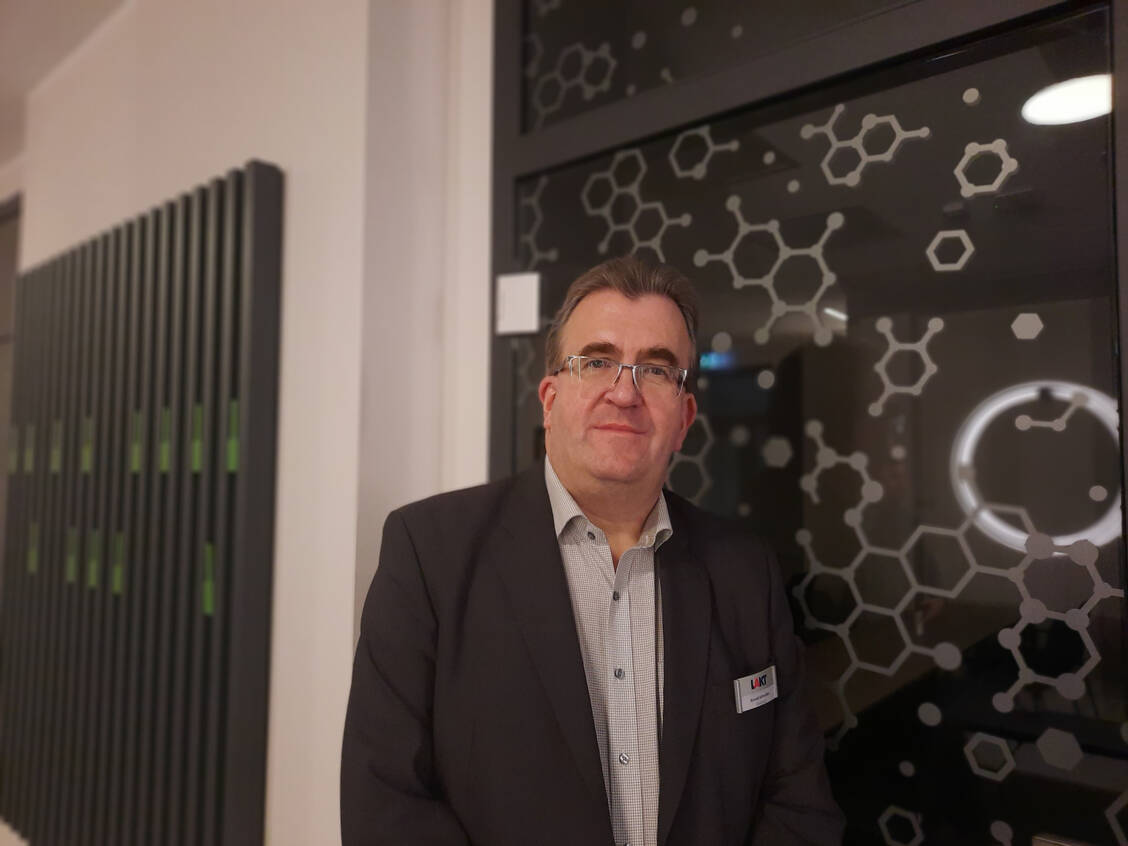 Ronald Schreiber ist  seit 20 Jahren Präsident der Landesapothekerkammer Thüringen.  / © PZ/Christina Hohmann-Jeddi