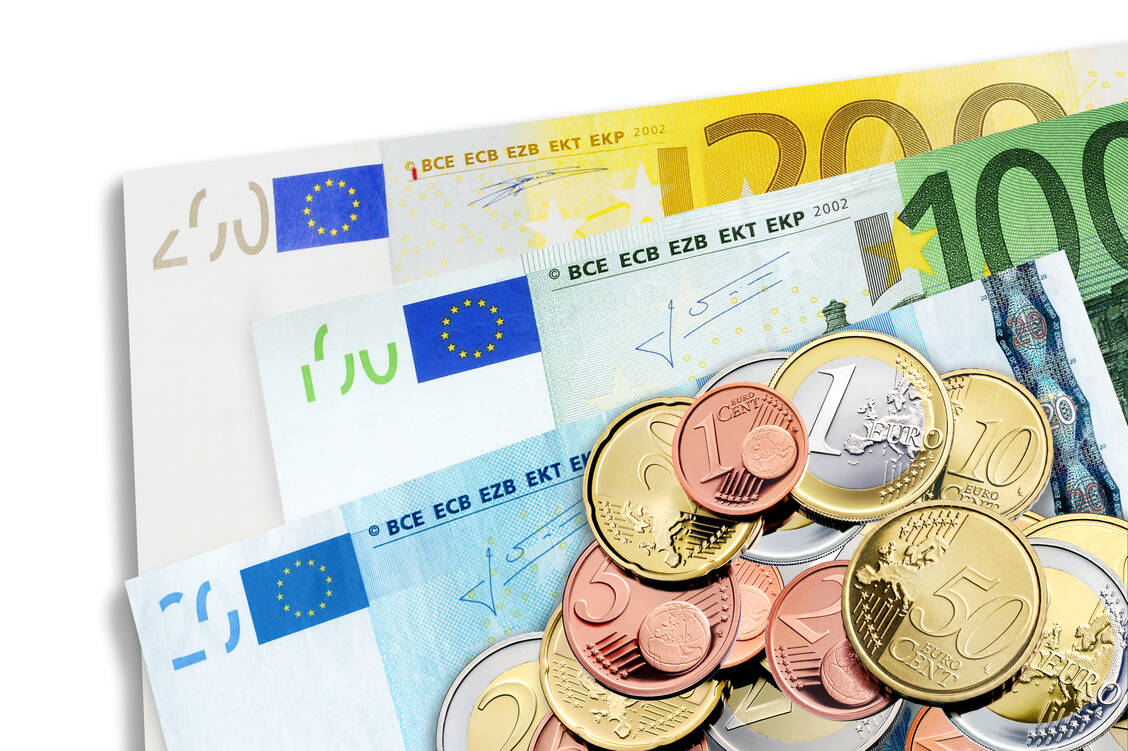 Eine Gruppe von Delegierten der Kammer Niedersachsen forderte, zur Beitragsbemessung künftig auch die Roherträge abzufragen. Diesen Antrag lehnten die Delegierten ab. / © Adobe Stock/janvier