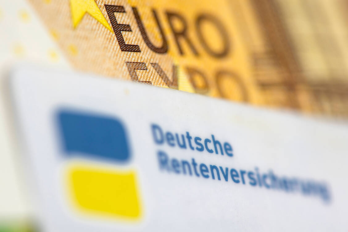 Im Dezember 2025 hatte die Bundesregierung ein umfangreiches Rentenpaket beschlossen.  / © Imago Images/Wolfilser