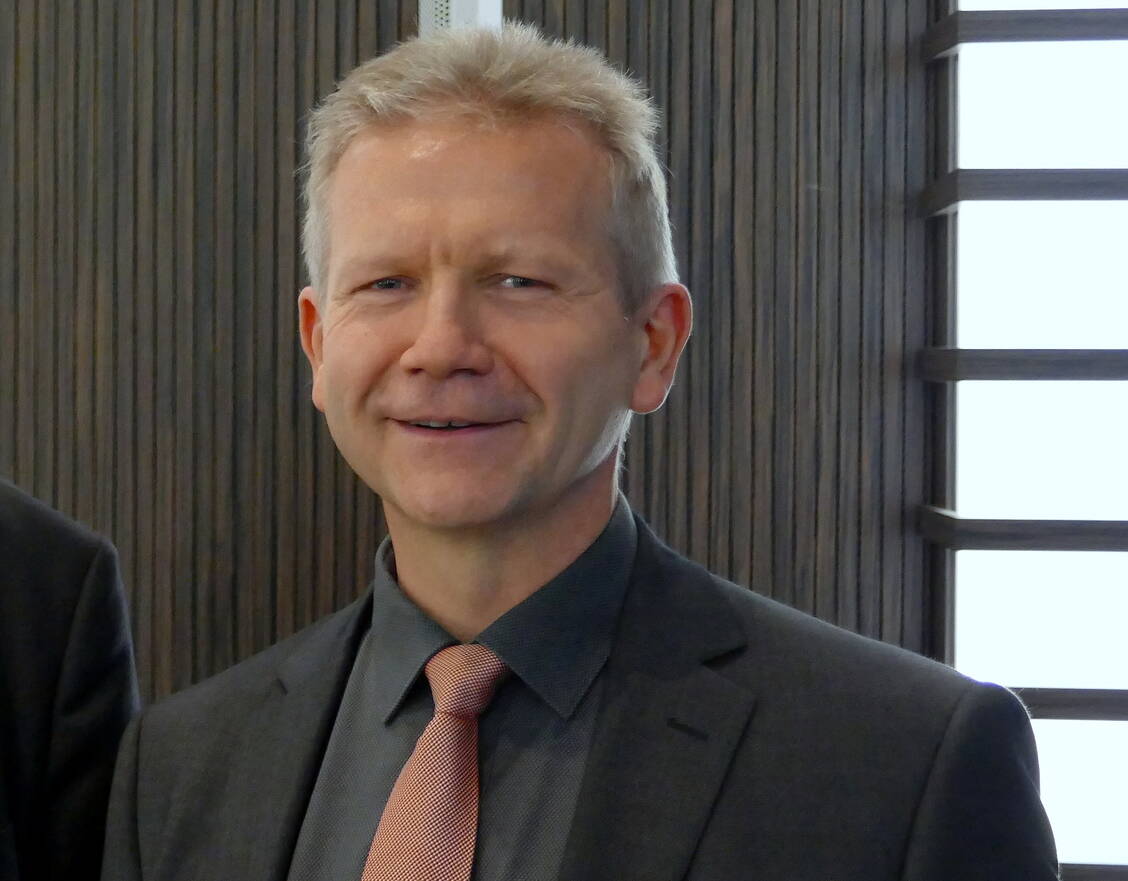 LAV-Vorsitzender Axel Pudimat beim Wirtschaftsseminar in Rostock.  / Foto: PZ/Berg