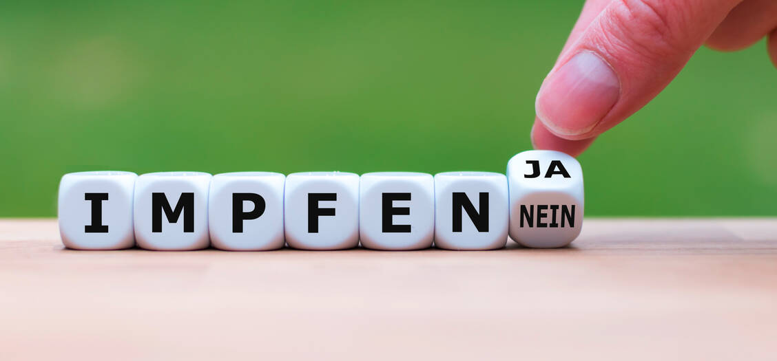 Im Januar beschäftigt sich der Bundestag mit der allgemeinen Impfpflicht. Jetzt hat sich der Ethikrat zu dem Thema positioniert. / Foto: Adobe Stock/Fokussiert