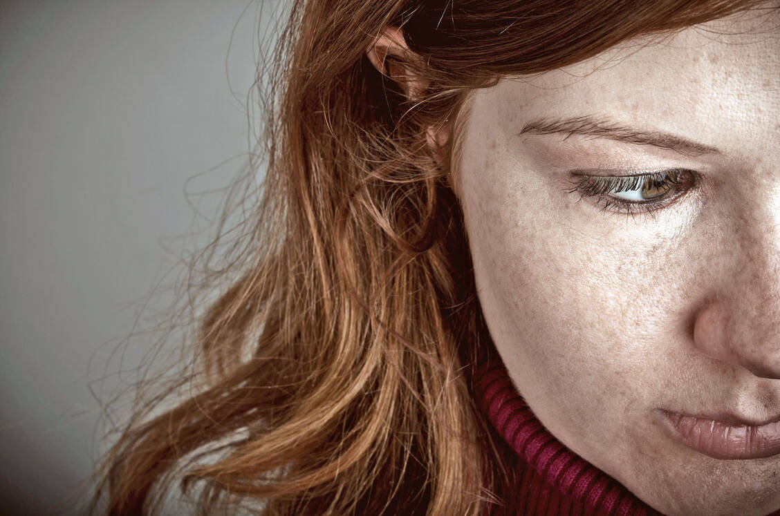 Patienten mit Fibromyalgie leiden unter chronischen Schmerzen – und teilweise auch unter dem Vorwurf, ihre Beschwerden seien nur eingebildet. Metformin könnte einer aktuellen Studie zufolge ein spannender neuer Ansatz bei Fibromyalgie sein. / Foto: Fotolia/Rynio Productions