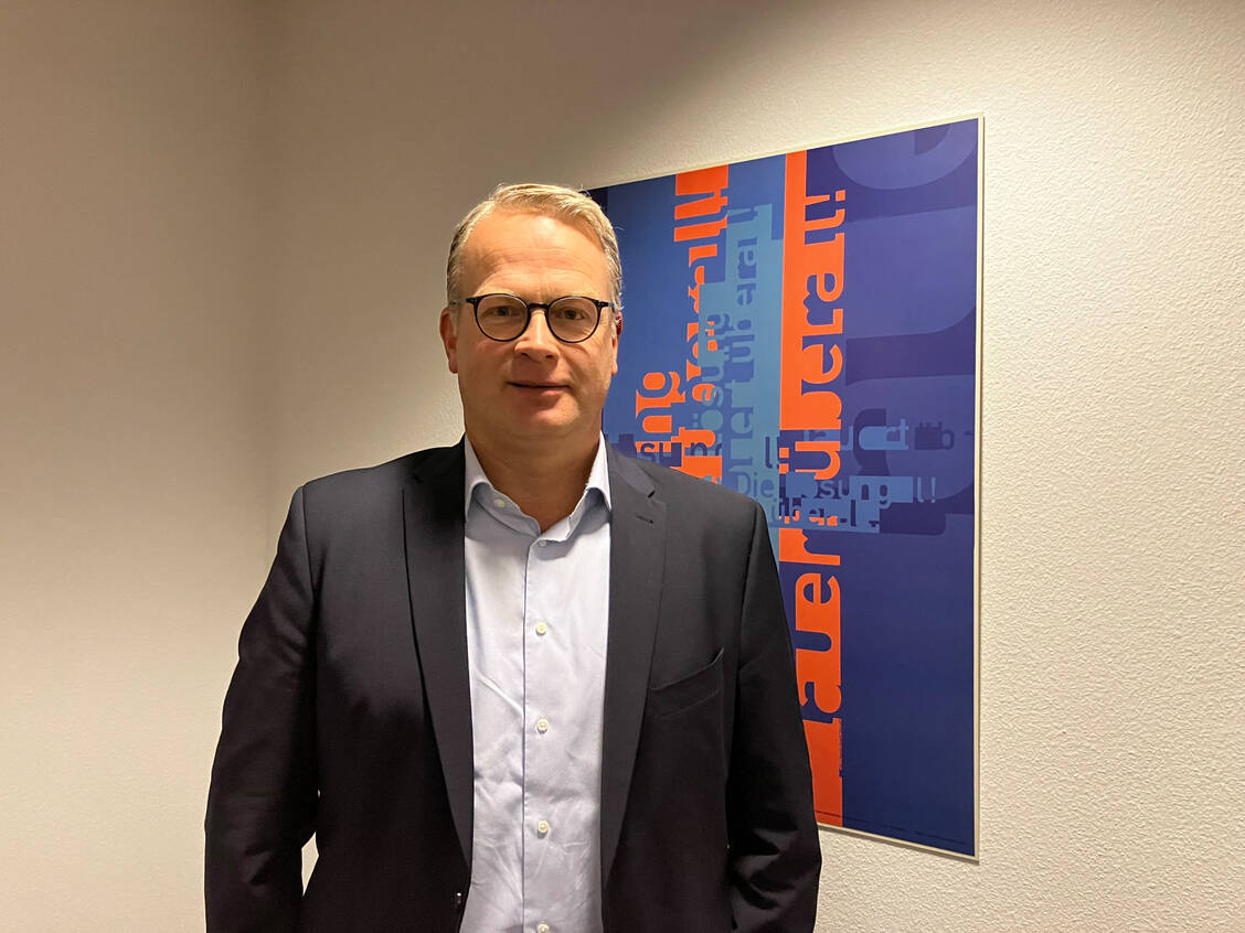 Schleswig-Holsteins Kammerpräsident Kai Christiansen hofft, dass die Apotheken vor Ort die Ära Lauterbach überleben werden (Archivbild). / Foto: PZ/Daniela Hüttemann