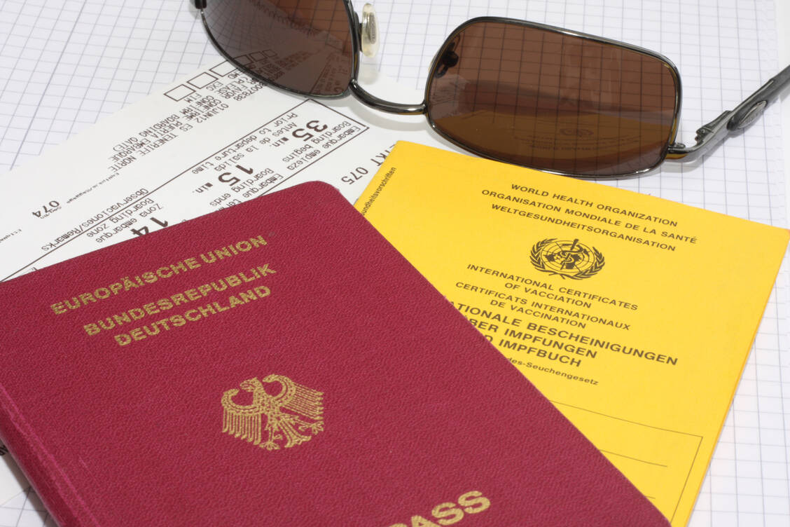 Für Reisen wird der Impfpass immer wichtiger. / Foto: Adobe Stock/maho