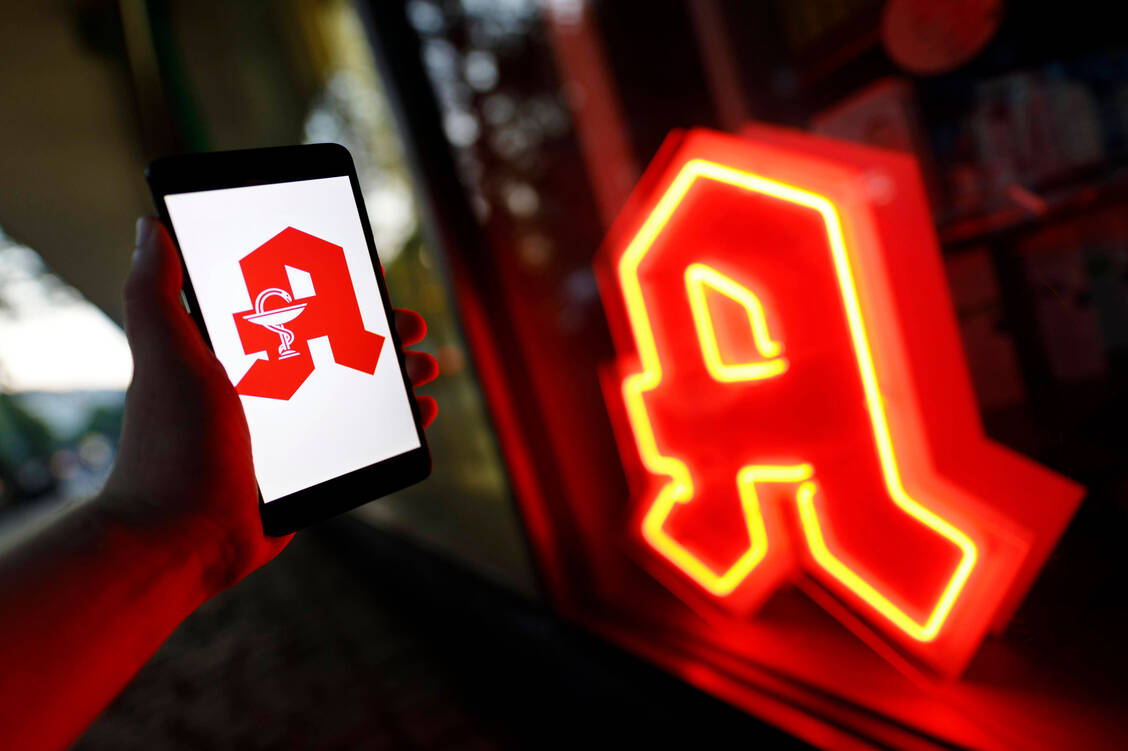 Wie verändert die Digitalisierung den Apothekenmarkt?  Darüber stritten sich Doc-Morris-Chef Heinrich und der Noventi-Vorstandsvorsitzenden Sommer. / Foto: Imago Images/Future Image