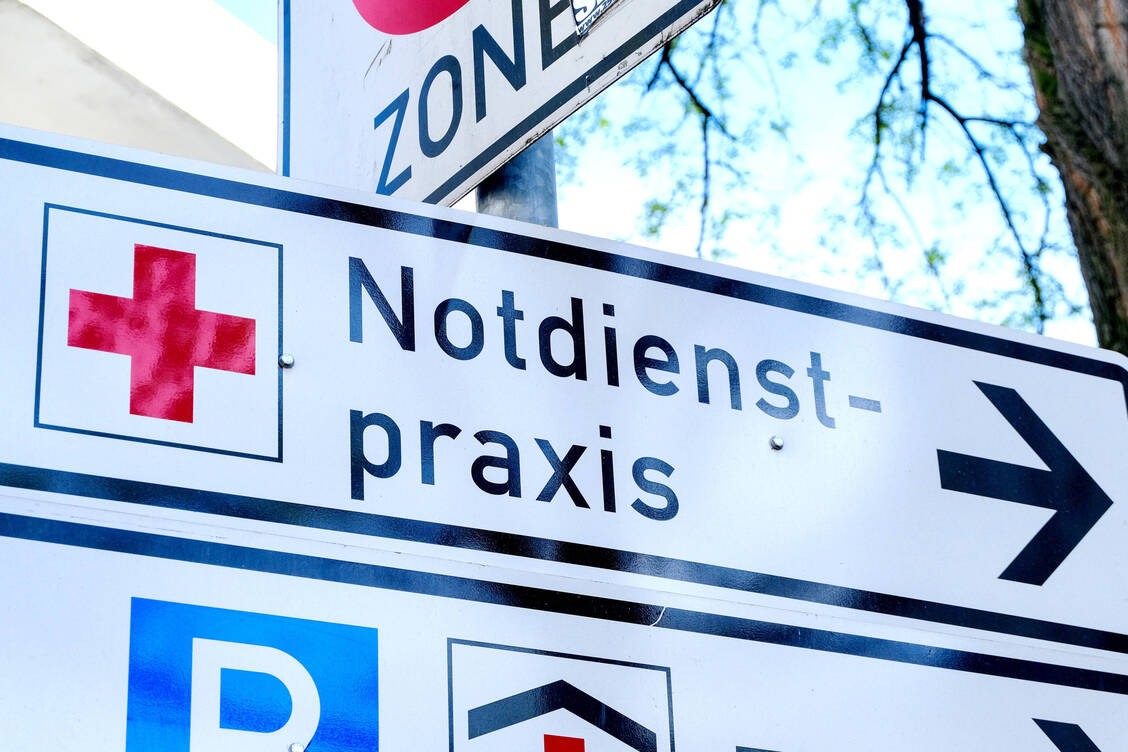 Das Notfallgesetz des Bundesgesundheitsministeriums (BMG) ist voraussichtlich Ende April Thema im Bundeskabinett. / © Imago/Michael Gstettenbauer