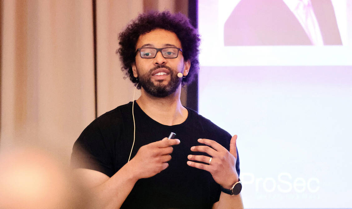 Vertrauen auf den IT-Berater ist nicht gut genug: Immanuel Bär appelliert an die Apothekeninhaber, in ihrem Team Digital Awareness zu etablieren. / Foto: PZ/Alois Müller