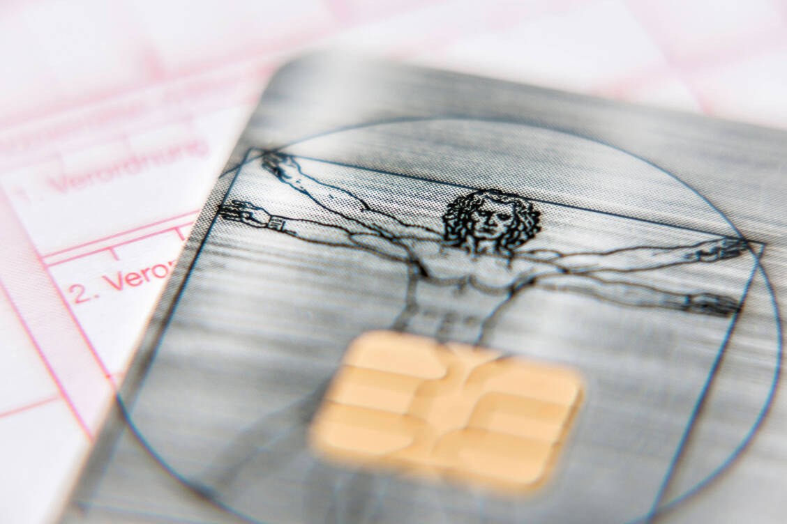 Weiterer Rückschlag für das E-Rezept: Der Datenschutz blockiert derzeit die massentaugliche E-Rezept-Einlösung über die elektronische Gesundheitskarte. / Foto: imago images/Martin Bäuml Fotodesign