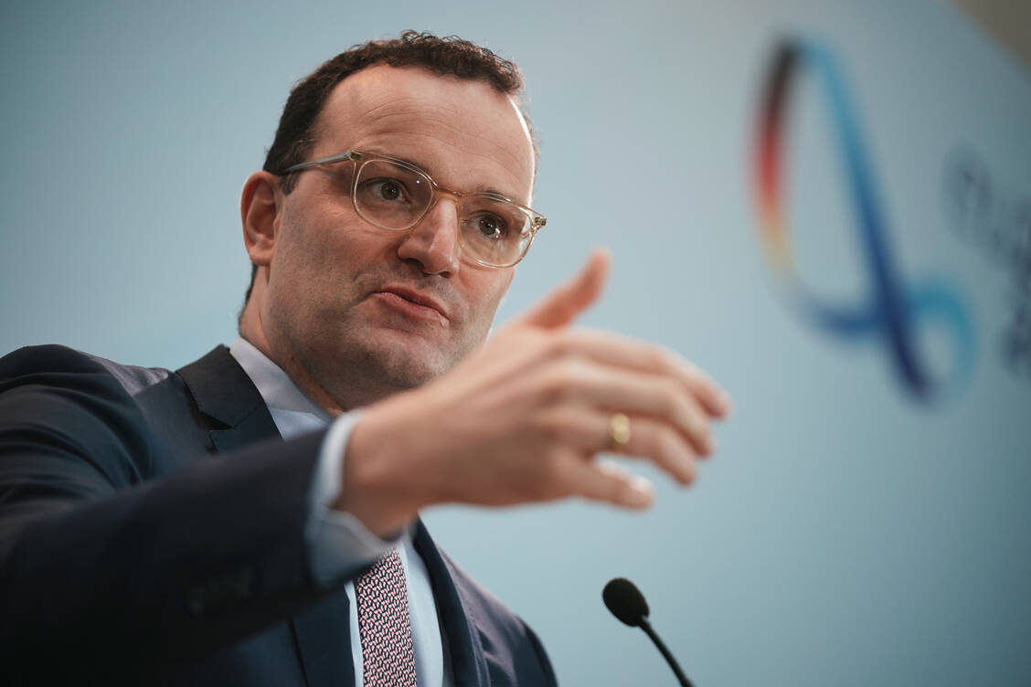 Laut dem Gesetzwurf von Gesundheitsminister Jens Spahn soll die »epidemische Lage von nationaler Tragweite« bis Juni verlängert werden. / Foto: picture alliance/dpa/doa | Michael Kappeler