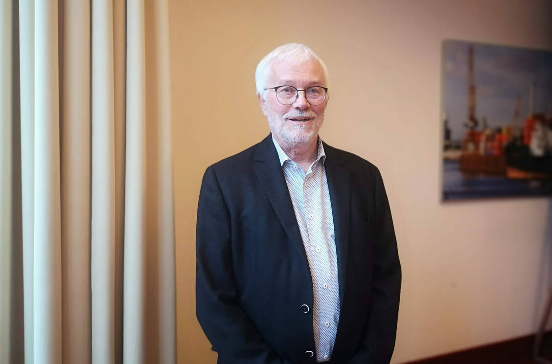 »Temperaturgeführte Logistik kein nebensächlicher Aspekt, sondern ein entscheidender Qualitäts- und Sicherheitsfaktor in der Arzneimittelversorgung«, darauf weist Bremens Kammerpräsident Klaus Scholz hin. / © PZ/Daniela Hüttemann