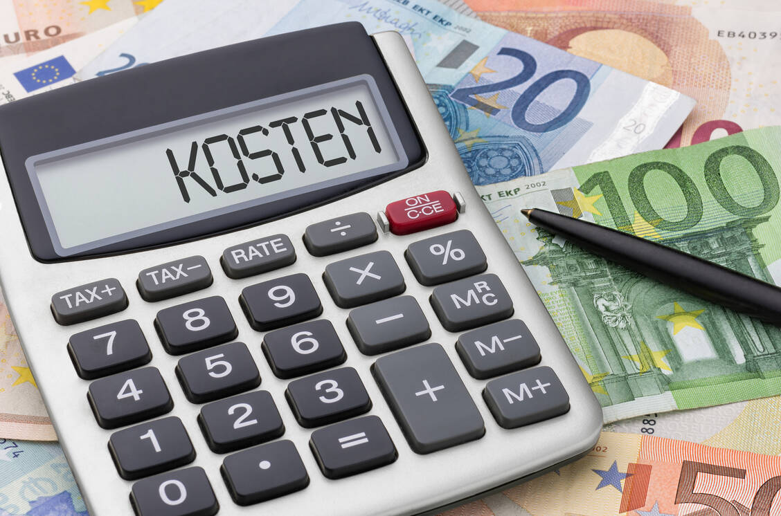 Im kommenden Jahr würden die Rücklagen noch ausreichen, um die gestiegenen Kosten abzupuffern. Doch für 2021 erwartet der TK-Chef Jens Baas steigende Beiträge.  / Foto: Fotolia/Zerbor