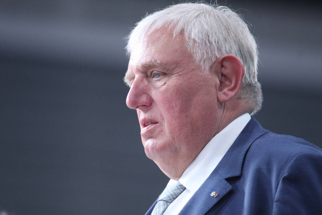 Der NRW-Gesundheitsminister hat per Erlass auf das Rezeptur-Urteil des Bundesverwaltungsgerichts reagiert. / © Imago/dts Nachrichtenagentur