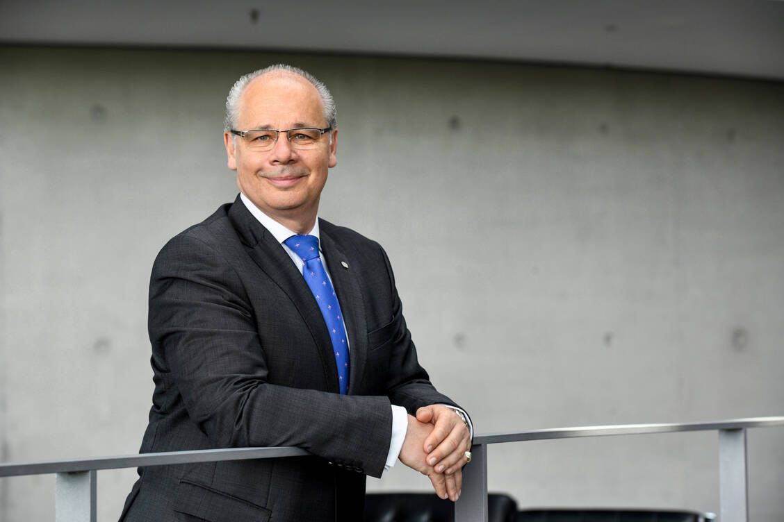 Der CDU-Bundestagsabgeordnete und Apothekenexperte Georg Kippels diskutierte am 15. Januar mit Apothekern aus der Region Pforzheim über den Erhalt der Vor-Ort-Apotheken. Mit von der Partie war sein Parteifreund Gunther Krichbaum. / © Deutscher Bundestag/ Inga Haar