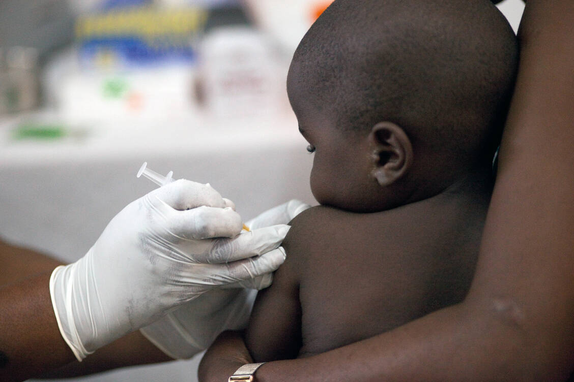 In einer Phase-IIb-Studie schützte ein adjuvantierter VLP-Impfstoff der Universität Oxford zu 77 Prozent vor Malaria. / Foto: Bill and Melinda Gates Foundation