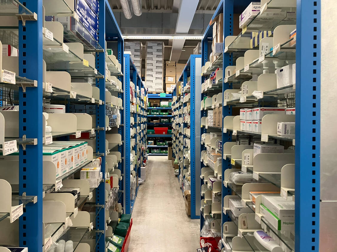 Mit der Übernahme von Teilen von McKesson Europe ist dem Pharmagroßhändler Phoenix die größte Akquisition in seiner Unternehmensgeschichte gelungen.  / Foto: PZ/Höhn
