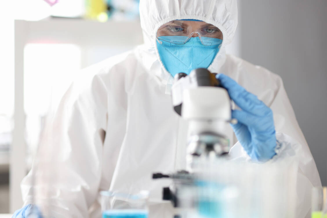 Mit einem Gesamtvolumen von 350 Millionen Euro fördert der Bund die Entwicklung von Therapien gegen Covid-19.  / Foto: Adobe Stock/megaflopp