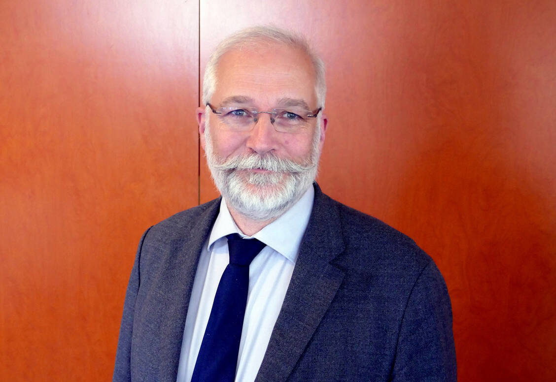 Jens-Andreas Münch warnt vor einem Vertrauensverlust, wenn die Politik so weitermacht wie bisher. Apotheken könnten dann unter Umständen auch nicht mehr bereit sein, immer neue Sonderaufgaben zu übernehmen.  / Foto: PZ/Christiane Berg