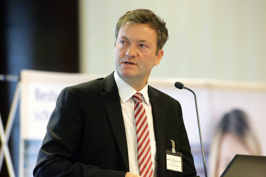 Der Gesundheitsökonom Professor Uwe May erwartet eine Steigerung der Impfquote um 12 Prozent, wenn sich die Grippeimpfung in den Apotheken durchsetzt. / Foto: PZ/Alois Müller