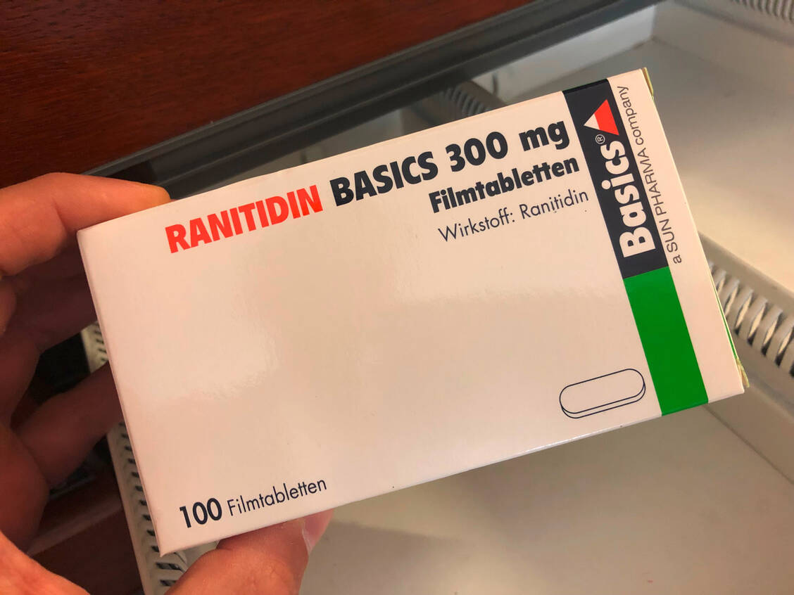 Das H₂-Antihistaminikum Ranitidin blockiert kompetitiv Rezeptoren an den Belegzellen der Magenschleimhaut und hemmt die basale und die durch Histamin stimulierte Säuresekretion. / Foto: PZ/Siebenand