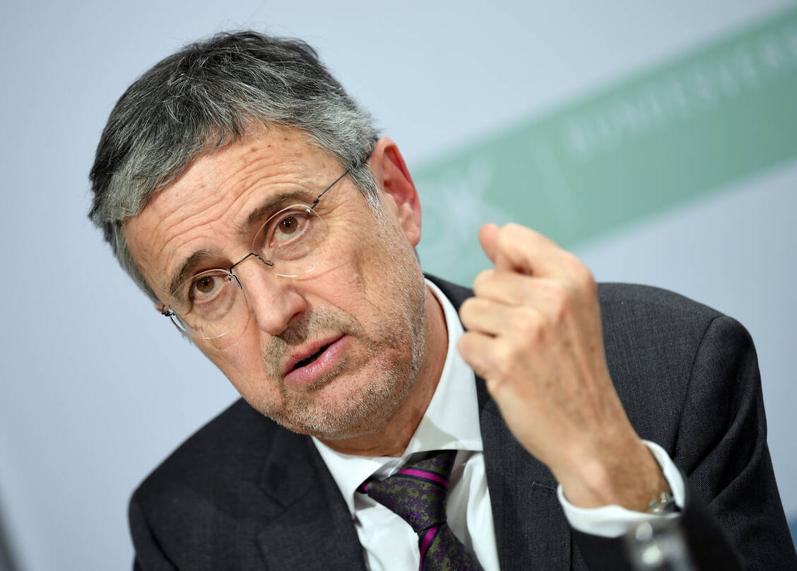 Martin Litsch, Vorstandsvorsitzender des AOK-Bundesverbandes, fordert mit Blick auf die Bundestagswahl, dass die Gesundheitsversorgung nur noch in regionalen Gremien gesteuert wird. / Foto: picture alliance / Britta Pedersen/dpa-Zentralbild/ZB