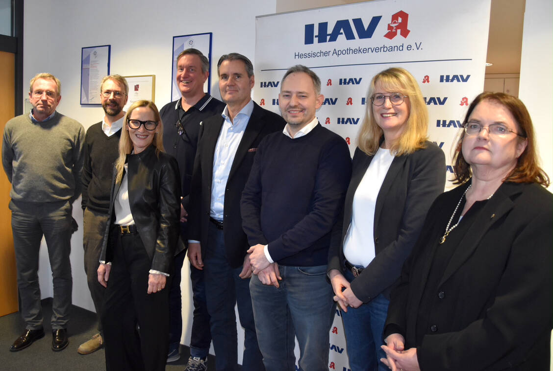 Der neu gewählte HAV-Vorstand (von links): Stefan Räuber, Leif Harmsen, Miriam Oster, Dr. Guido Kruse, Holger Seyfarth, Florian Meissl, Jeanett Wetzel und Mira Sellheim. / Foto: HAV