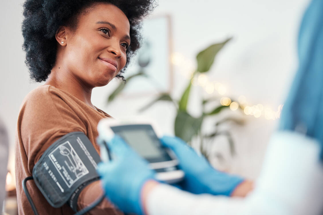 Laut der WHO ist jeder dritte Erwachsene von Bluthochdruck betroffen. / Foto: Adobe Stock/ T Mdlungu/peopleimages.com