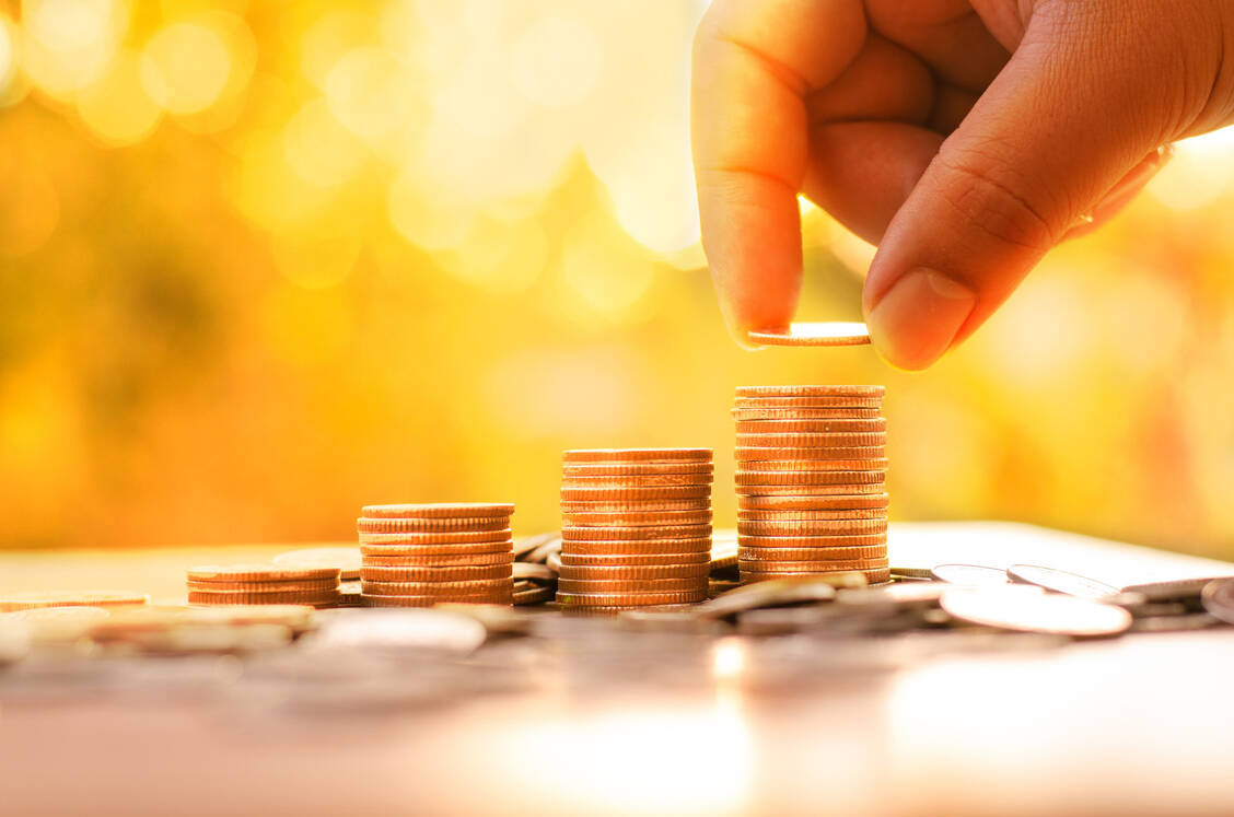 Die Biotech-Branche ist auf Investoren angewiesen. Plattformen im Netz könnten Forscher und Geldgeber zusammenbringen. / Foto: Fotolia/singkham