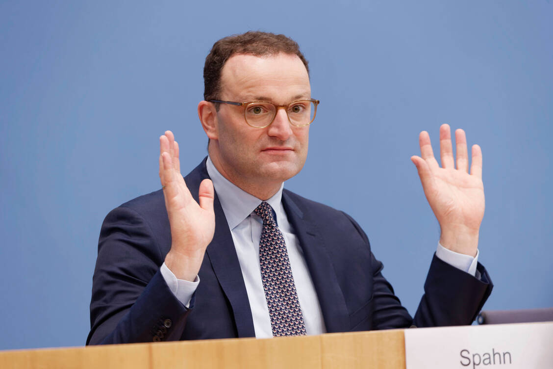 Kein Engpass: Mit seinen Aussagen zum Grippeimpfstoff hat Gesundheitsminister Jens Spahn ordentlich Gegenwind provoziert.  / Foto: Imago images/Jürgen Heinrich
