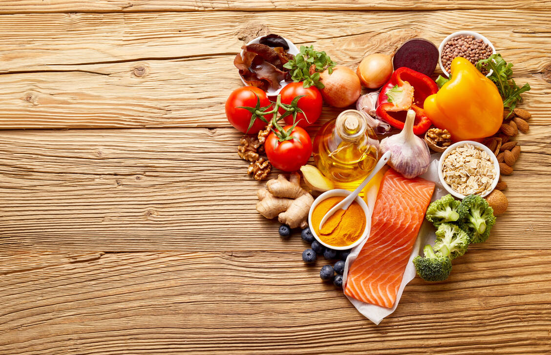 Sich rundum gesund zu ernähren ist nicht immer einfach. / © Adobe Stock/exclusive-design