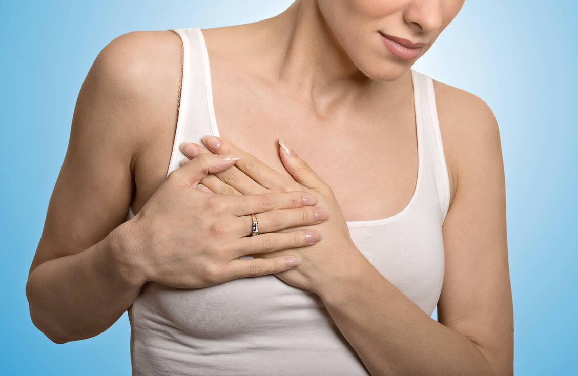G-BA -Beschluss: Der Einsatz eines Biomarker-Tests kann helfen zu entscheiden, ob eine Chemotherapie nach einer Brustkrebs-OP sinnvoll ist. / Foto: Shutterstock/ ESB Professional