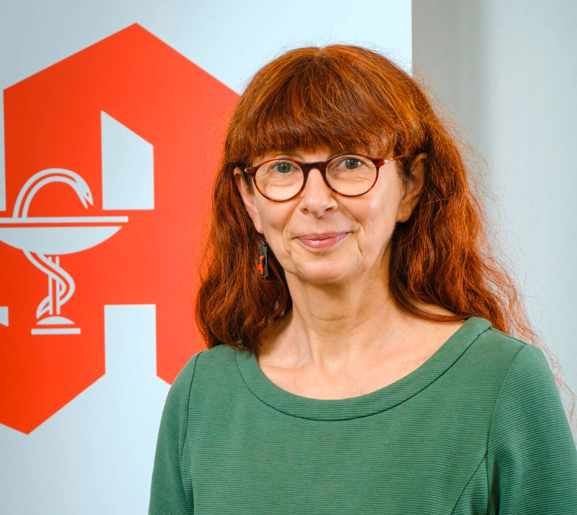 Anke Rüdinger, stellvertretende DAV-Vorsitzende und Leiterin des »Digital Hub« der ABDA, kann sich vorstellen, dass Apotheken künftig verschiedene neue digitale Dienstleistungen anbieten. / Foto: ABDA