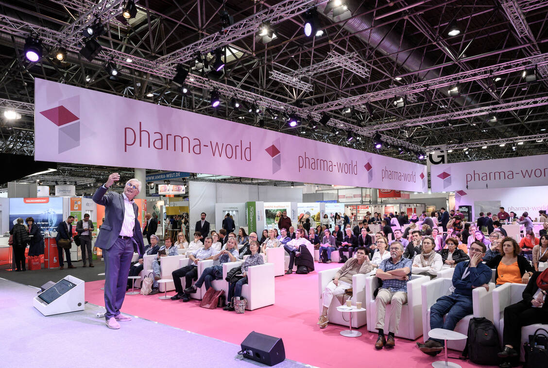 Spannende Vorträge mitten auf der Messe: das bietet auch in diesem Jahr wieder die Pharma-World. / Foto: Avoxa expopharm