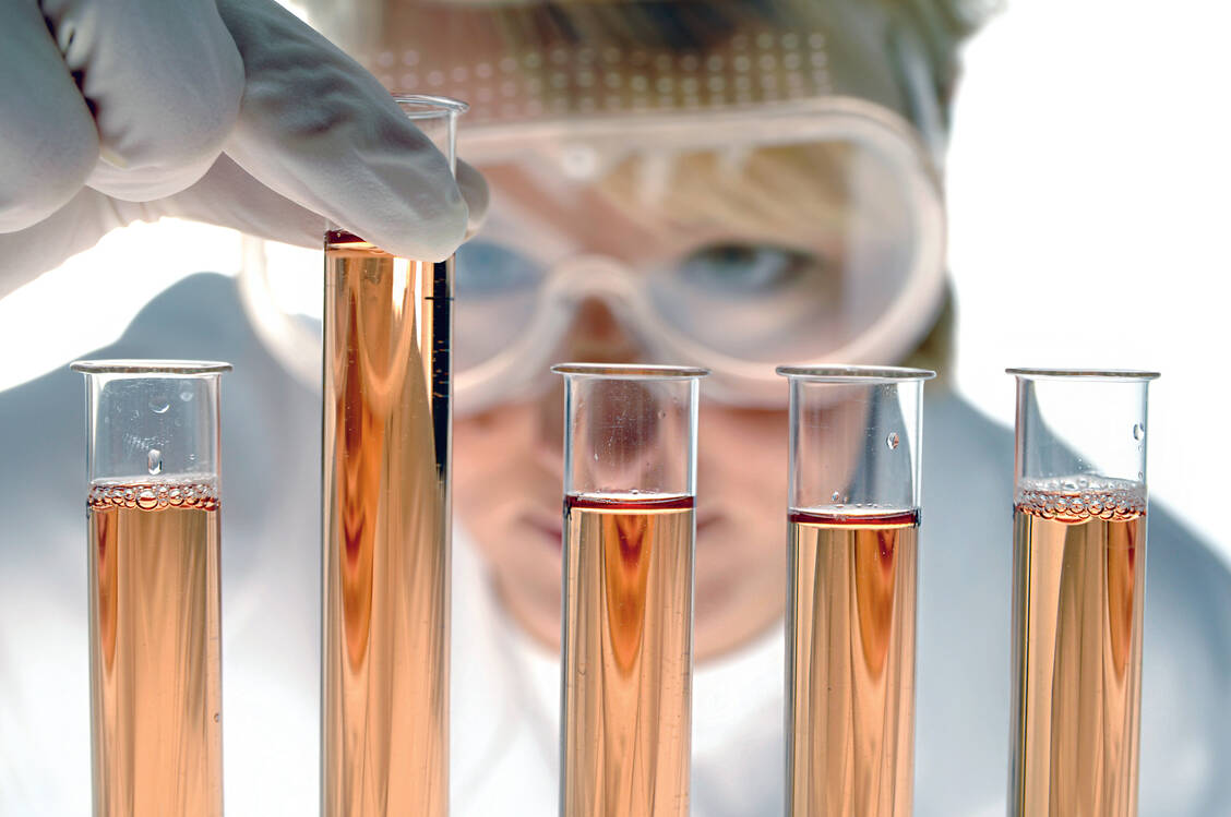Herausragende chemische Forschung wird durchschnittlich schneller mit einem Nobelpreis belohnt als wissenschaftliche Arbeit in anderen Disziplinen. / Foto: Fotolia/Dan Race